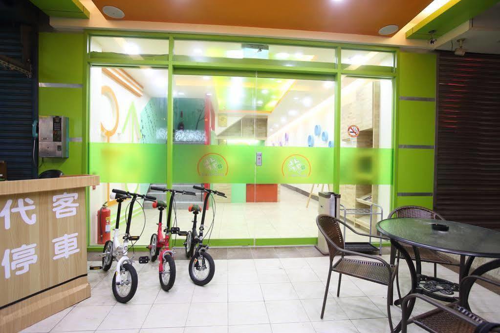 Clover House-自助式無人旅店 تشونغلي المظهر الخارجي الصورة